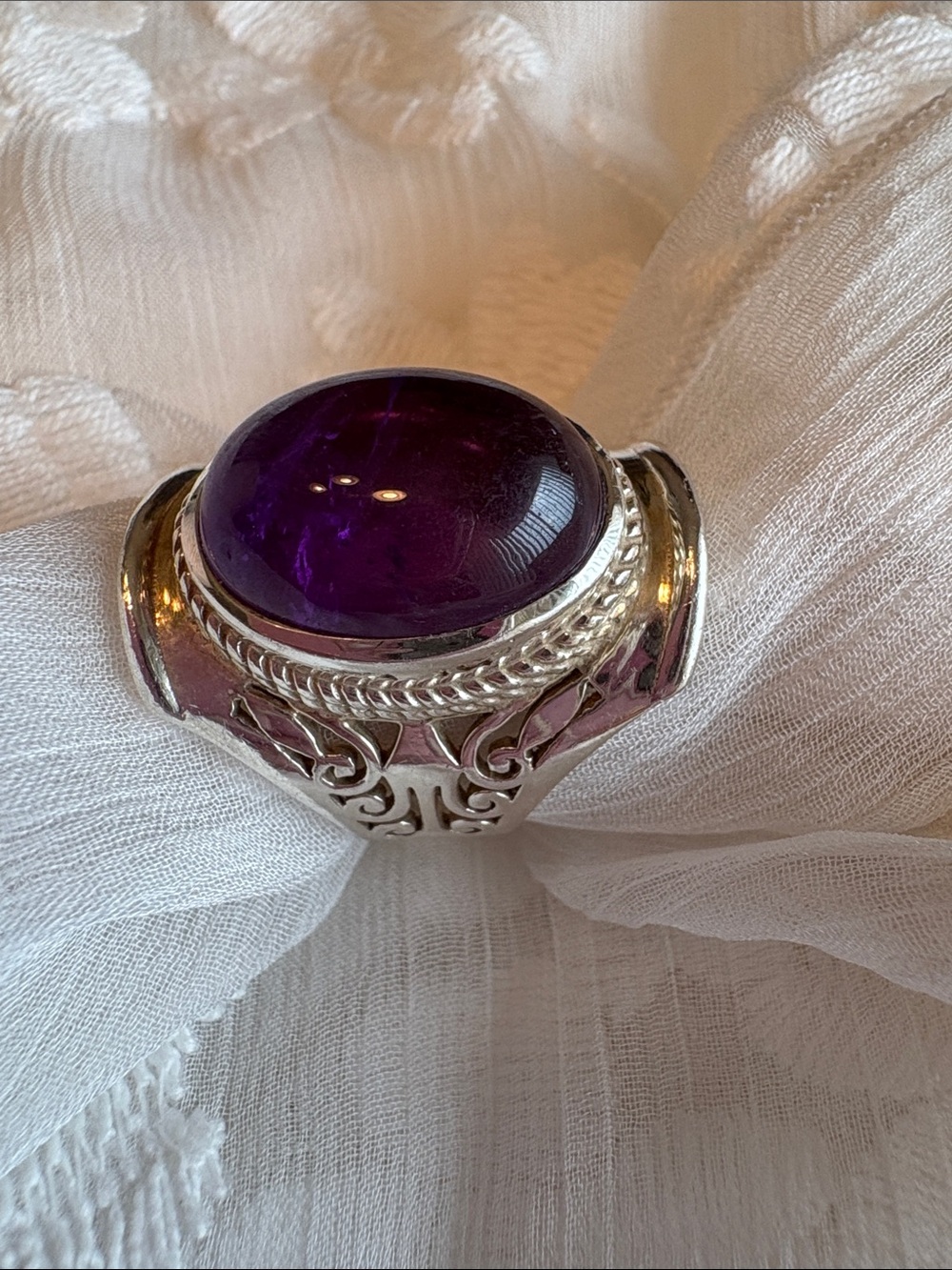 SILPADA amethyst cabochon and .925 Sterling Silver statement ring. - Picture 4 of 6